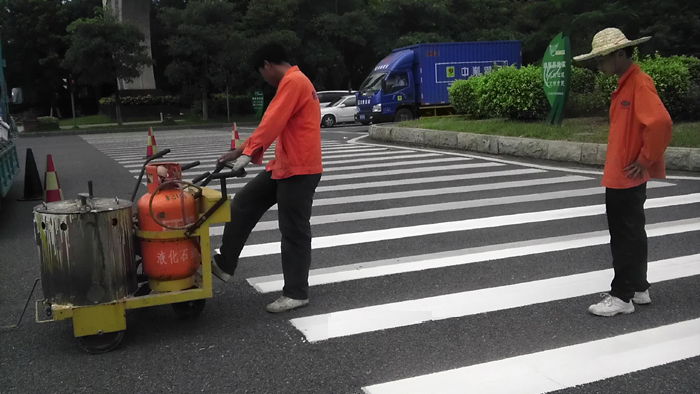 道路標(biāo)線